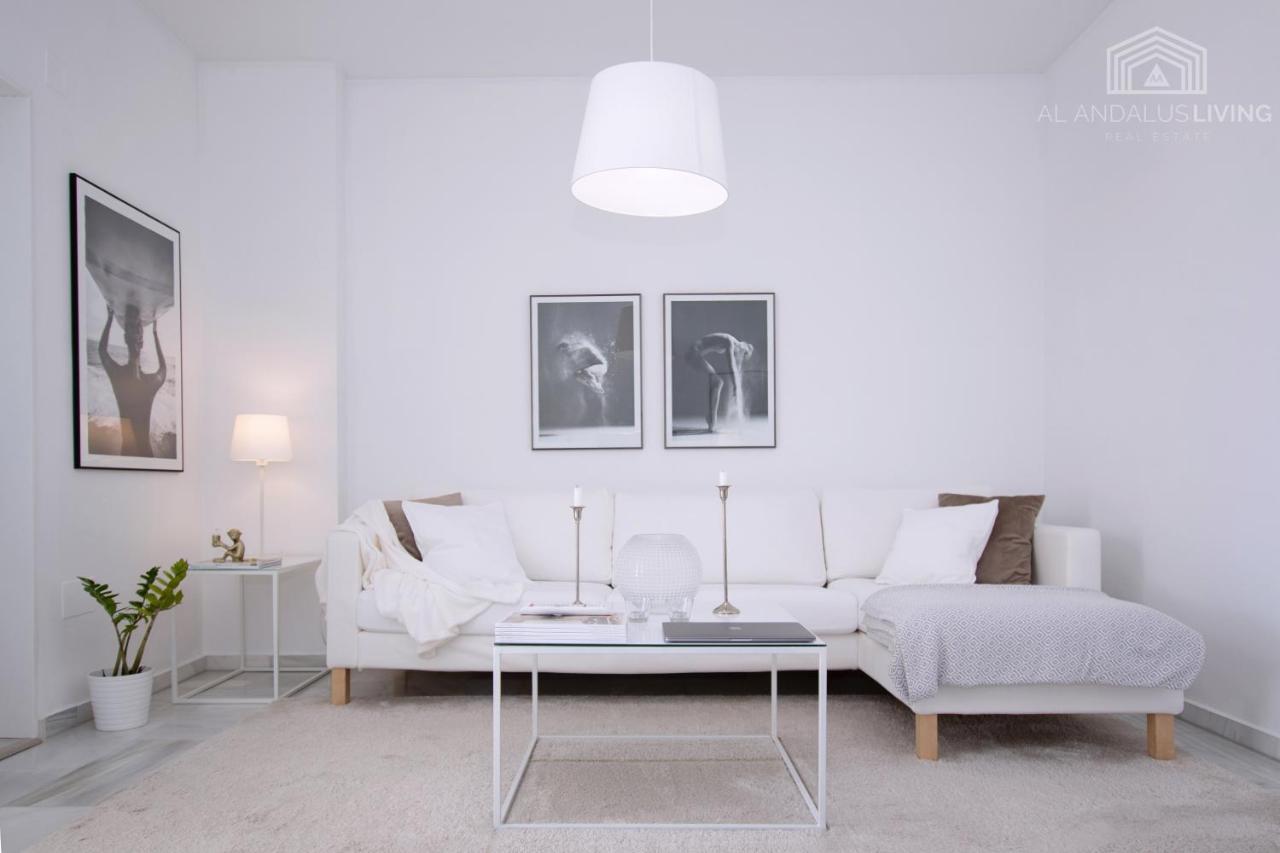 Scandinavian Style Apartment With Amazing Sea Views And South West Facing Sunny Terrace In Miraflores Walking Distance To The Beach! Μάλαγα Εξωτερικό φωτογραφία