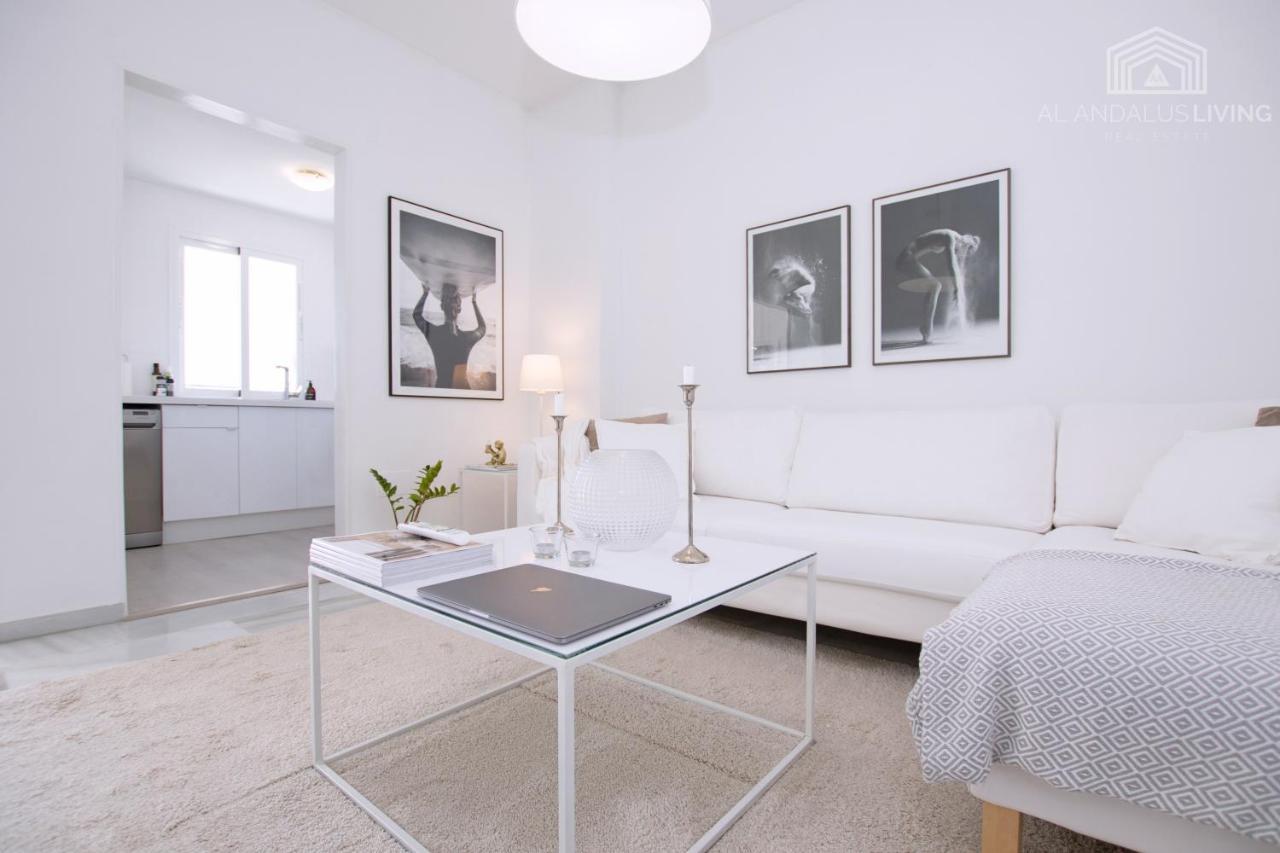 Scandinavian Style Apartment With Amazing Sea Views And South West Facing Sunny Terrace In Miraflores Walking Distance To The Beach! Μάλαγα Εξωτερικό φωτογραφία