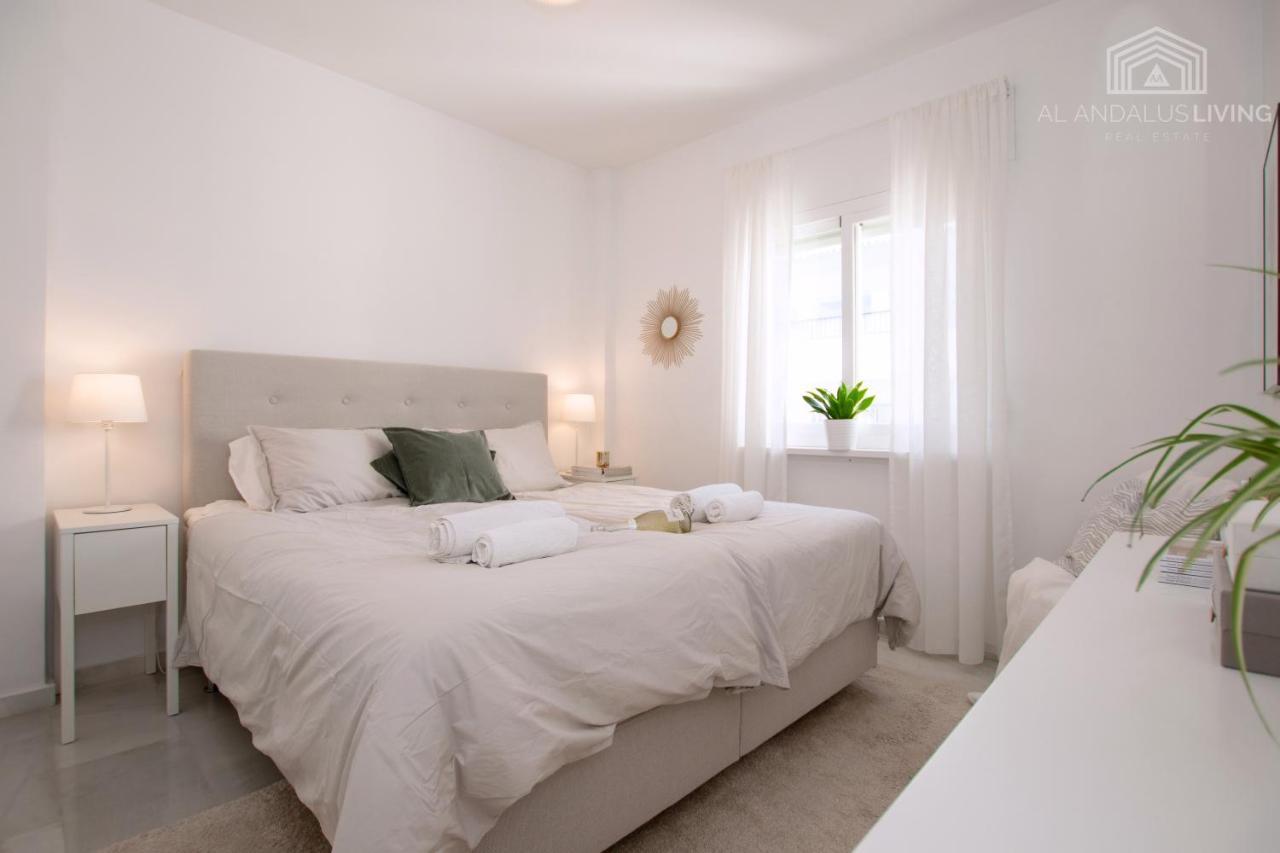 Scandinavian Style Apartment With Amazing Sea Views And South West Facing Sunny Terrace In Miraflores Walking Distance To The Beach! Μάλαγα Εξωτερικό φωτογραφία